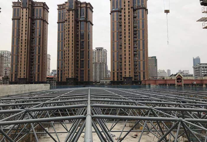 深州螺栓球网架结构